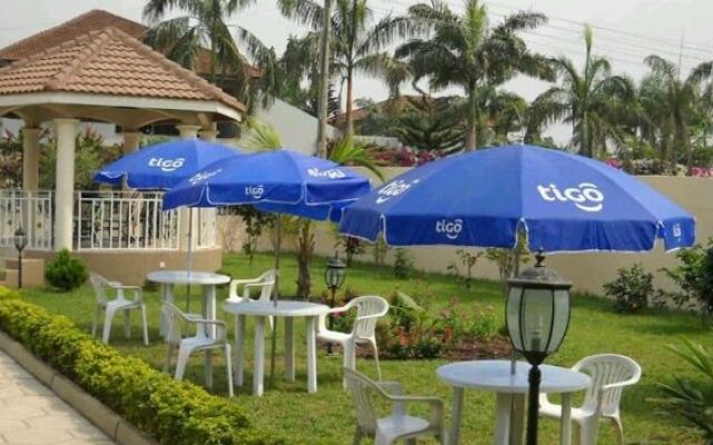 Acacia Lodge, North Legon