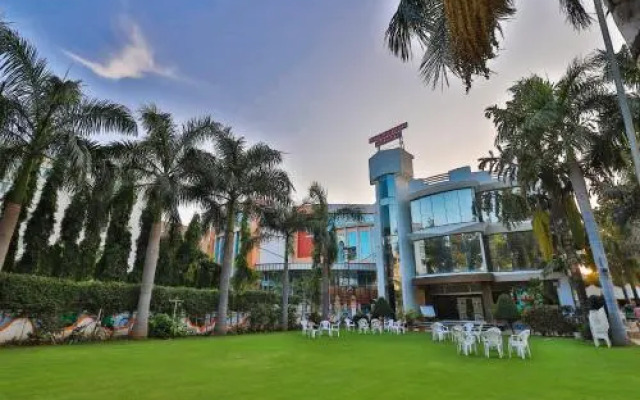 Oyo 22368 Riya Revati Resort