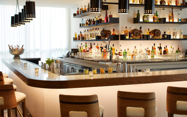 Cadillac Hotel & Beach Club, Autograph Collection