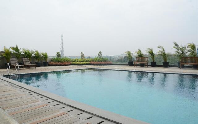 Luxury 1BR Tree Park Apartment BSD By Travelio