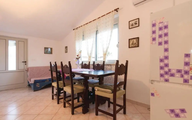 Amazing Apartment in Vodnjan With 3 Bedrooms