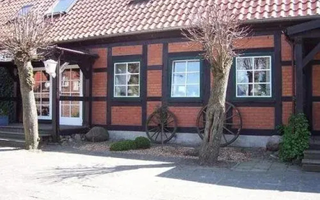 Hotel und Landgasthof zum Hahn
