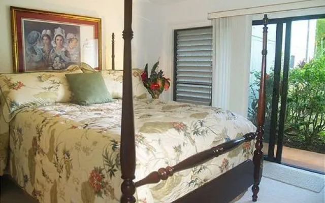 Kamahana 18 by RedAwning