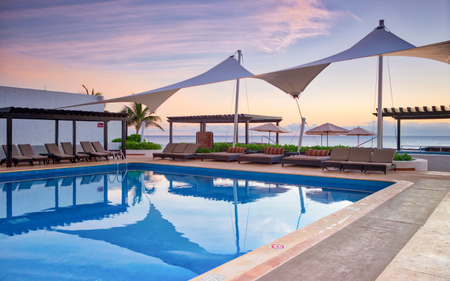 GR Caribe Deluxe All Inclusive Resort