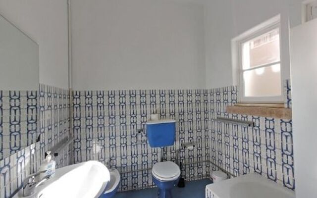 Surfivor Porto Surf Hostel