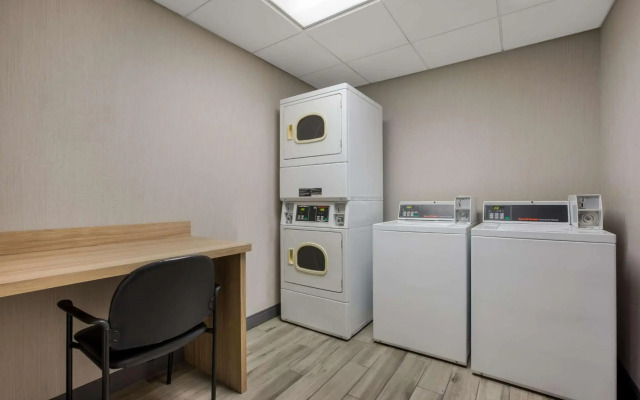 Hampton Inn Linden