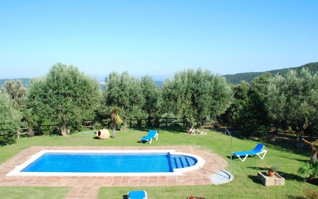 Spacious Villa in Romanya de la Selva with Swimming Pool