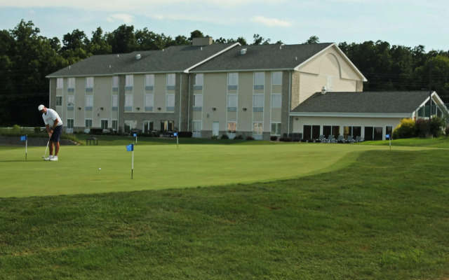 Crown Pointe Lodge, BW Signature Collection