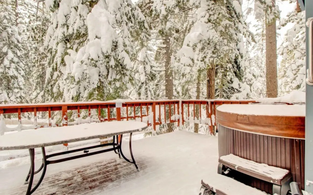 Quintessential Tahoe Cabin