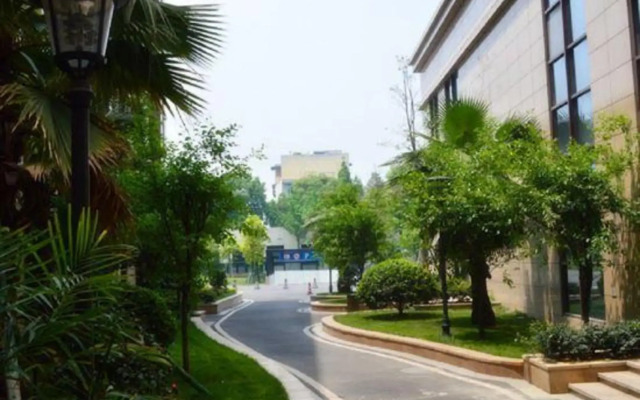 Zhongsheng Hotel