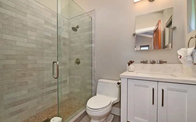 Hale Nui 2827 - 5 Br Home
