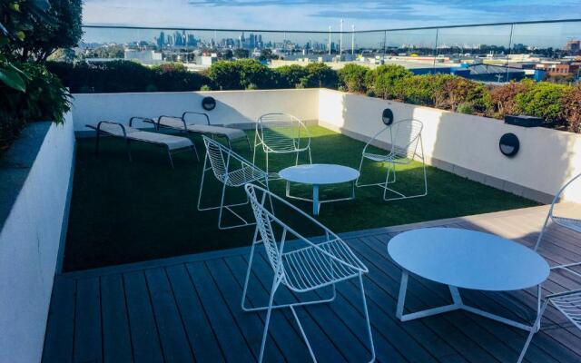 Modern, Clean, Luxury at the Right Price.....
