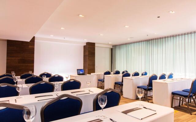 Krystal Urban Guadalajara