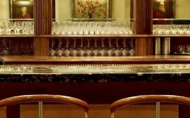 Sloane Club Hotel