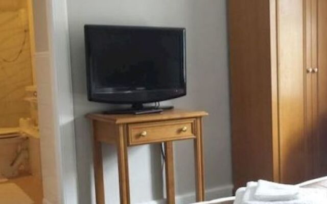 The Drovers Inn Hotel & Bluebell Bar and Grill