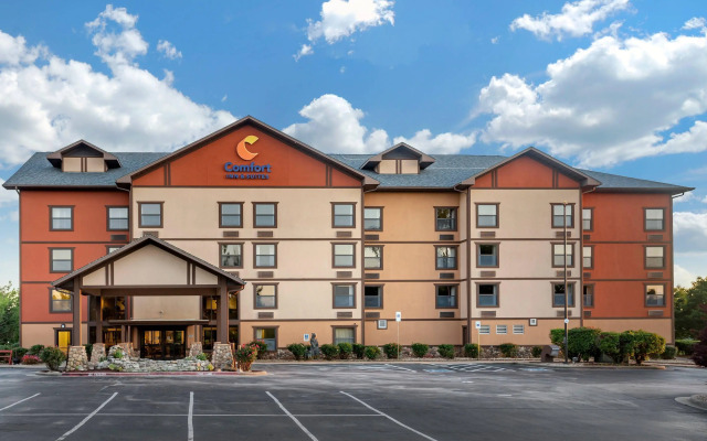 Comfort Inn & Suites Branson Meadows