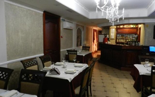 Catherine the Great Hotel