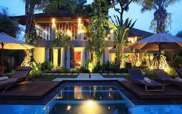 Villa Mojo Seminyak Bali