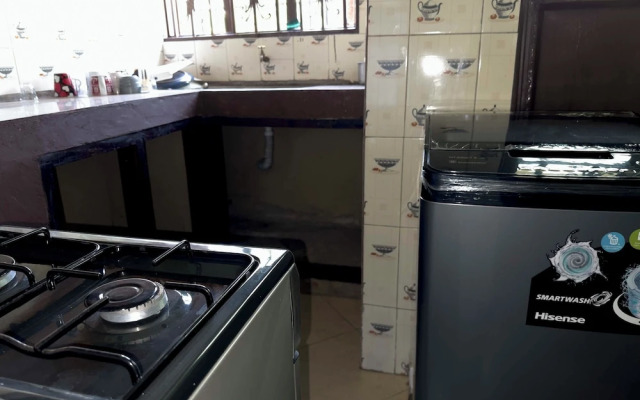 Olive Palm Suites Jinja