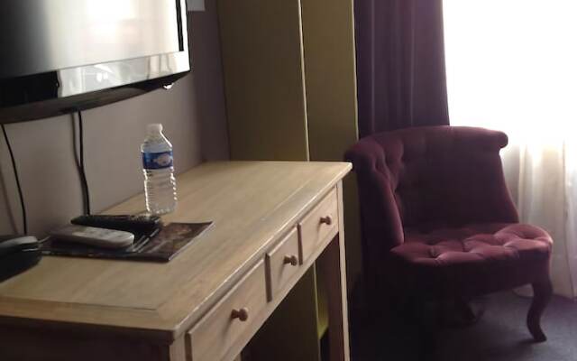 Hôtel Restaurant Jour & Nuit