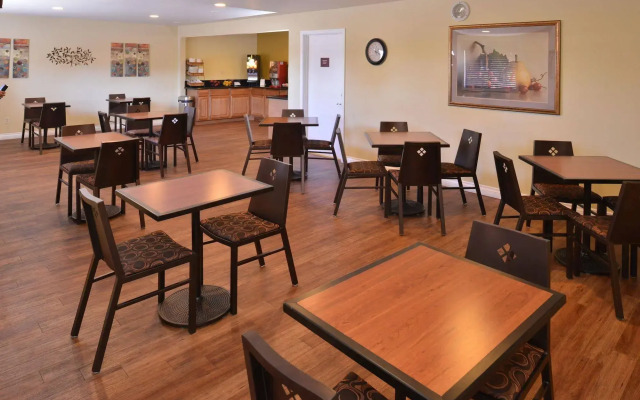 Pleasant Inn