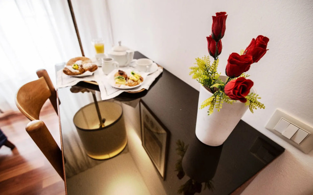 Marbela Apartments & Suites