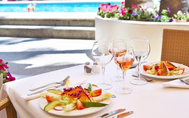 Universal Hotel Bikini