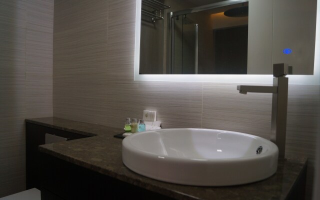 Coventina Lake Suites