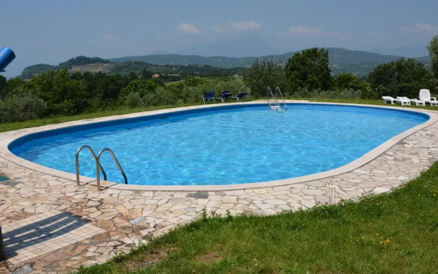 Residence Ai Vigneti With Pool