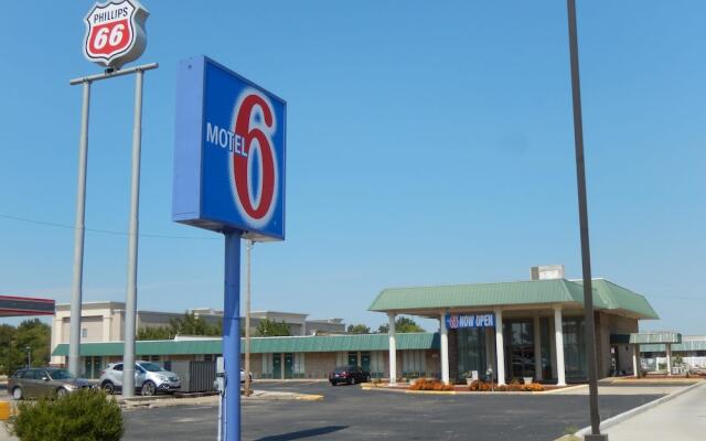 Motel 6 Miami, OK