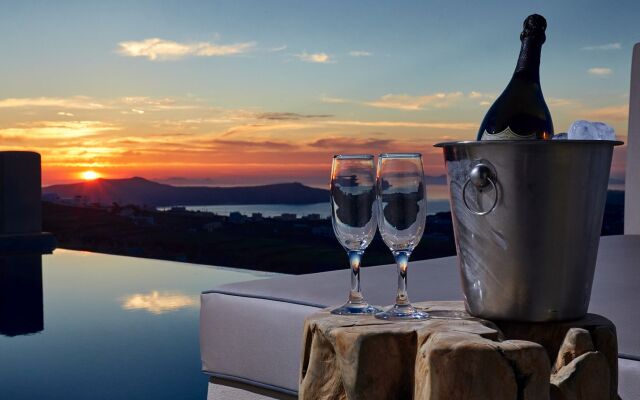 North Santorini - A Luxury Spa Hotel