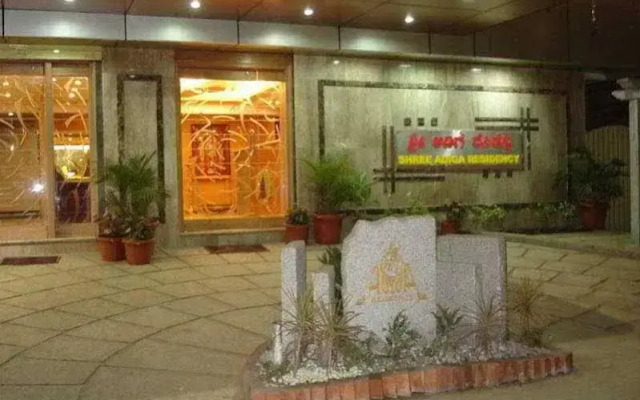 OYO 15781 Shree Adiga Residency