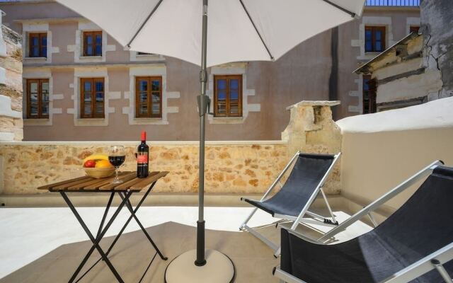 Penny's House - Suite With Terrace