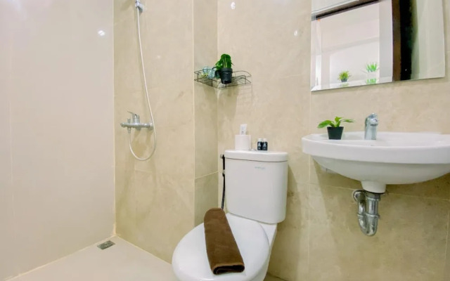 Relaxing Studio At Transpark Cibubur Apartment