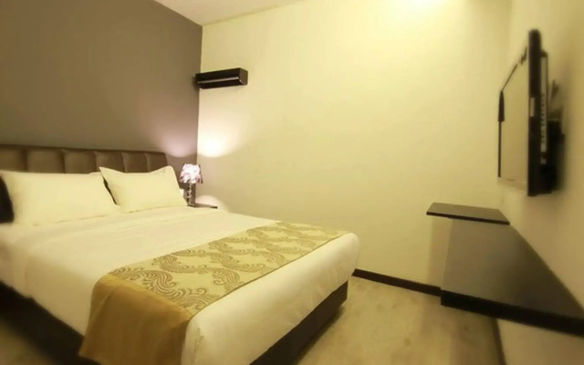 Sandy Hotel