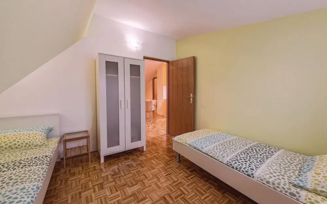 Stunning Home in Peroj With Wifi and 2 Bedrooms