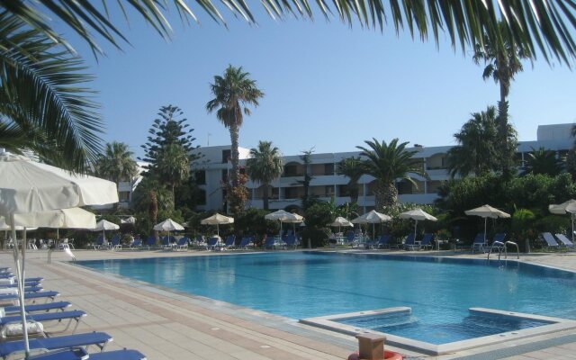 Tigaki Beach Hotel