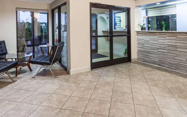 Red Roof Inn Franklin, TN