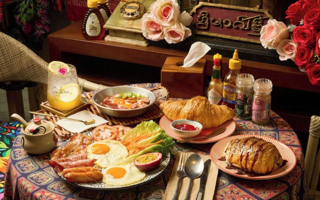 Pran at Kumuang Boutique House