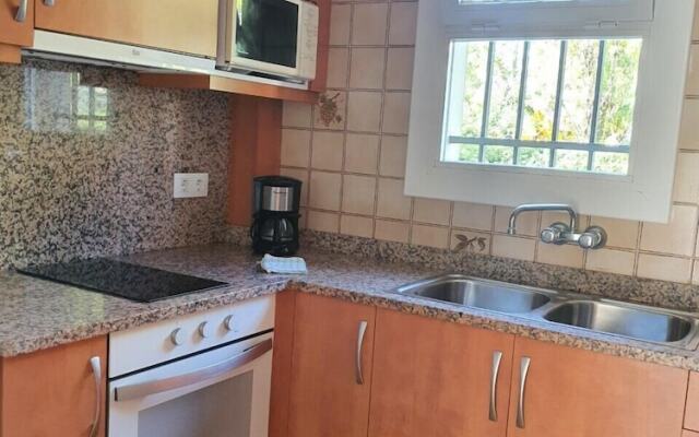 Payet Apartments 6-8 Personas