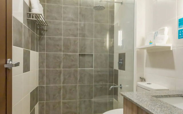 Microtel Inn Ste By Wyndham San Fernando