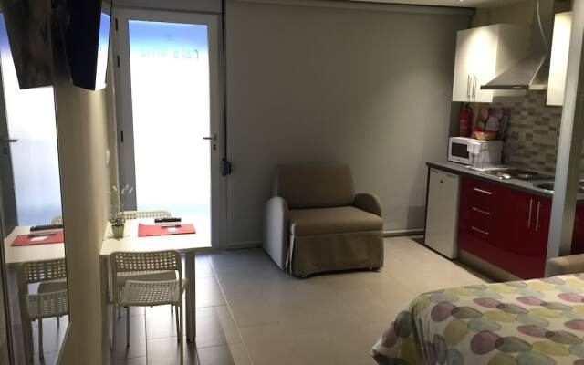 Apartamentos Turísticos María Guerrero