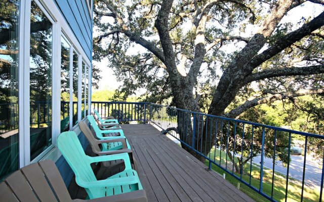 Blues Escape by RedAwning