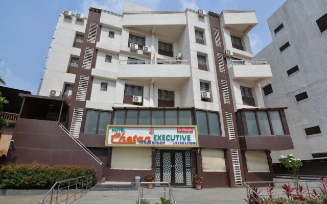 OYO 19879 Chetan Executive