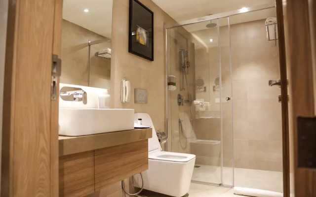 Royal Hometel Suites Dahisar Mumbai