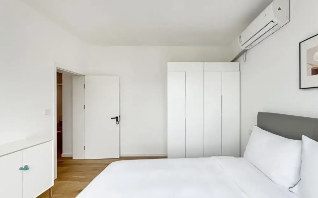 Tyms 2BR 2BA Apt Near MetroCity Line 1 9