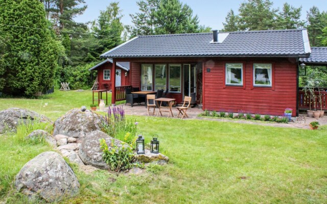 Nice Home in Mönsterås With 2 Bedrooms and Wifi
