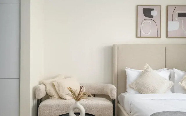 Comfortable Studio 10mins Away From Dubai Mall
