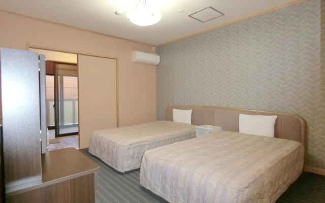 Yurakuan Miyazaki – Guest Rooms – Miyazaki