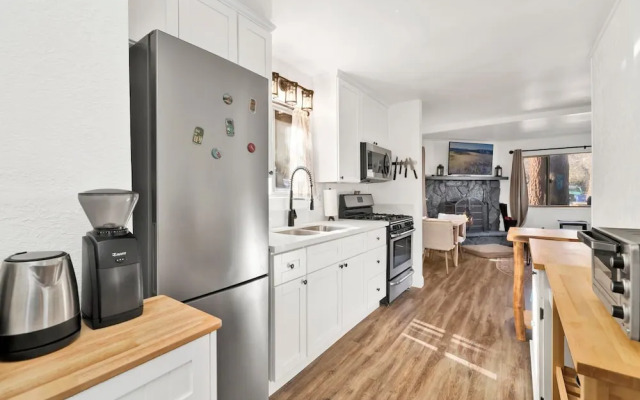 Sugar Bear Crossing #2496